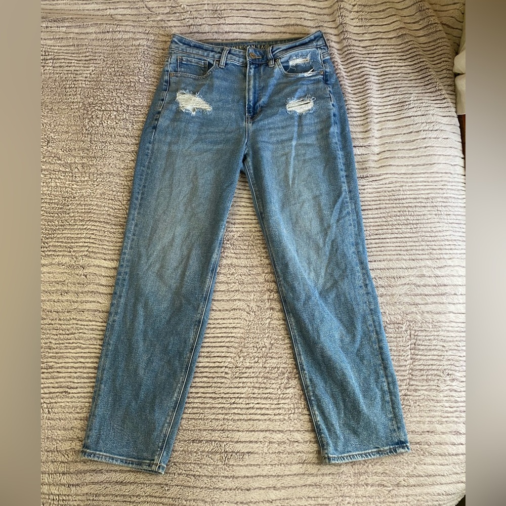 American Eagle Distressed Straight Leg Jeans Size 8 Casual Going Out Fall Winter